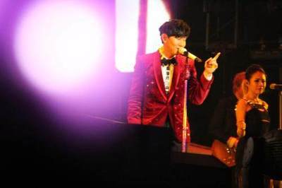 林俊杰带病坚守舞台，演出后虚脱离场，经纪人称已无大碍